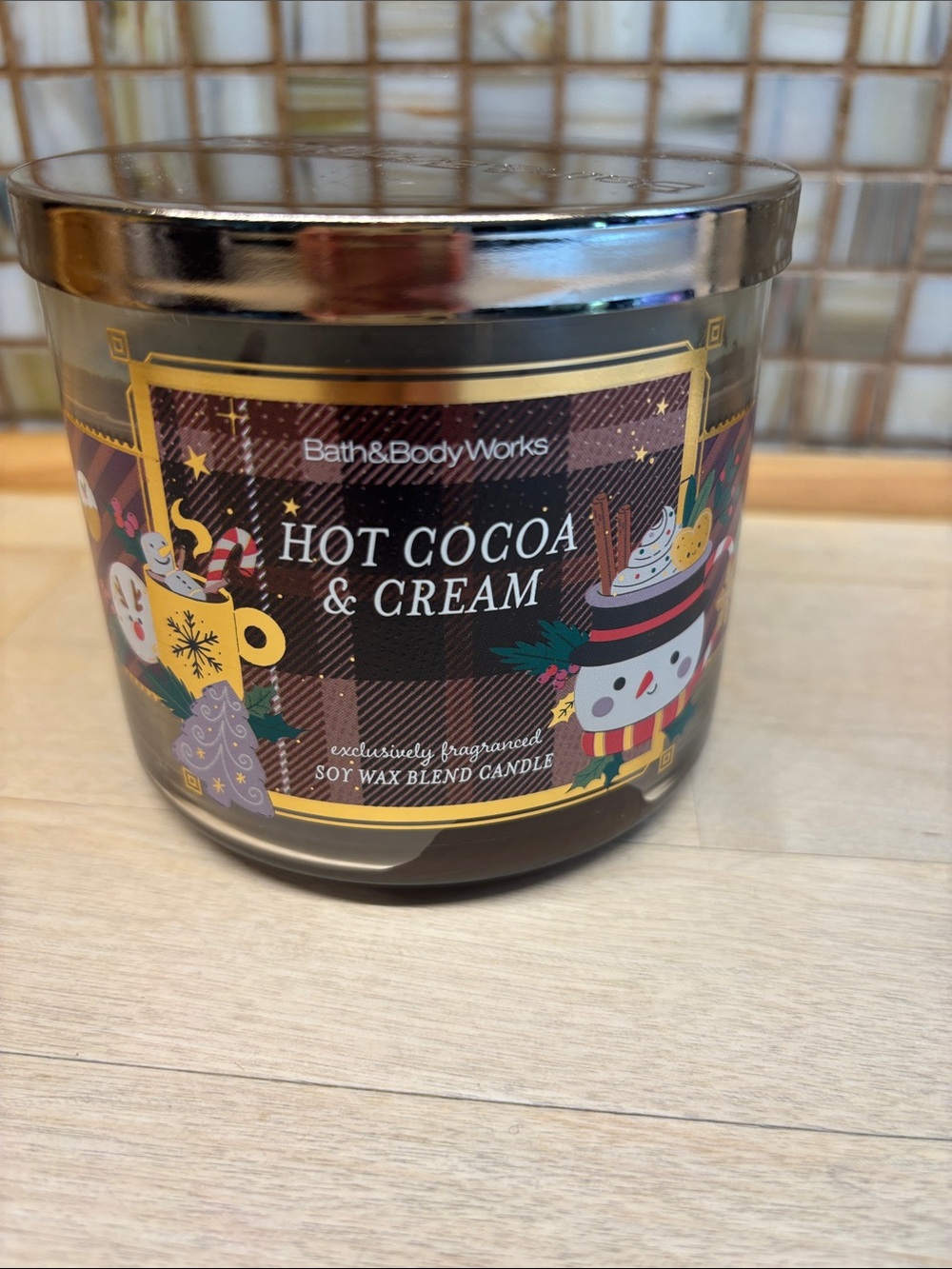 Bath & Body Works Hot Cocoa & Cream Candle - Brown, Gold